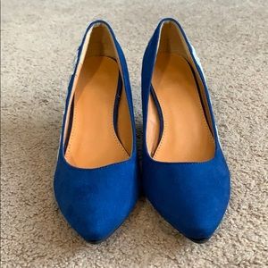 Blue suede wedges with ivory lace detail.